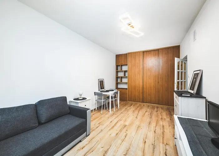 Abrahama 70 2 Pokojowy Dla 4 Osob W Centrum Gdyni * غدينيا